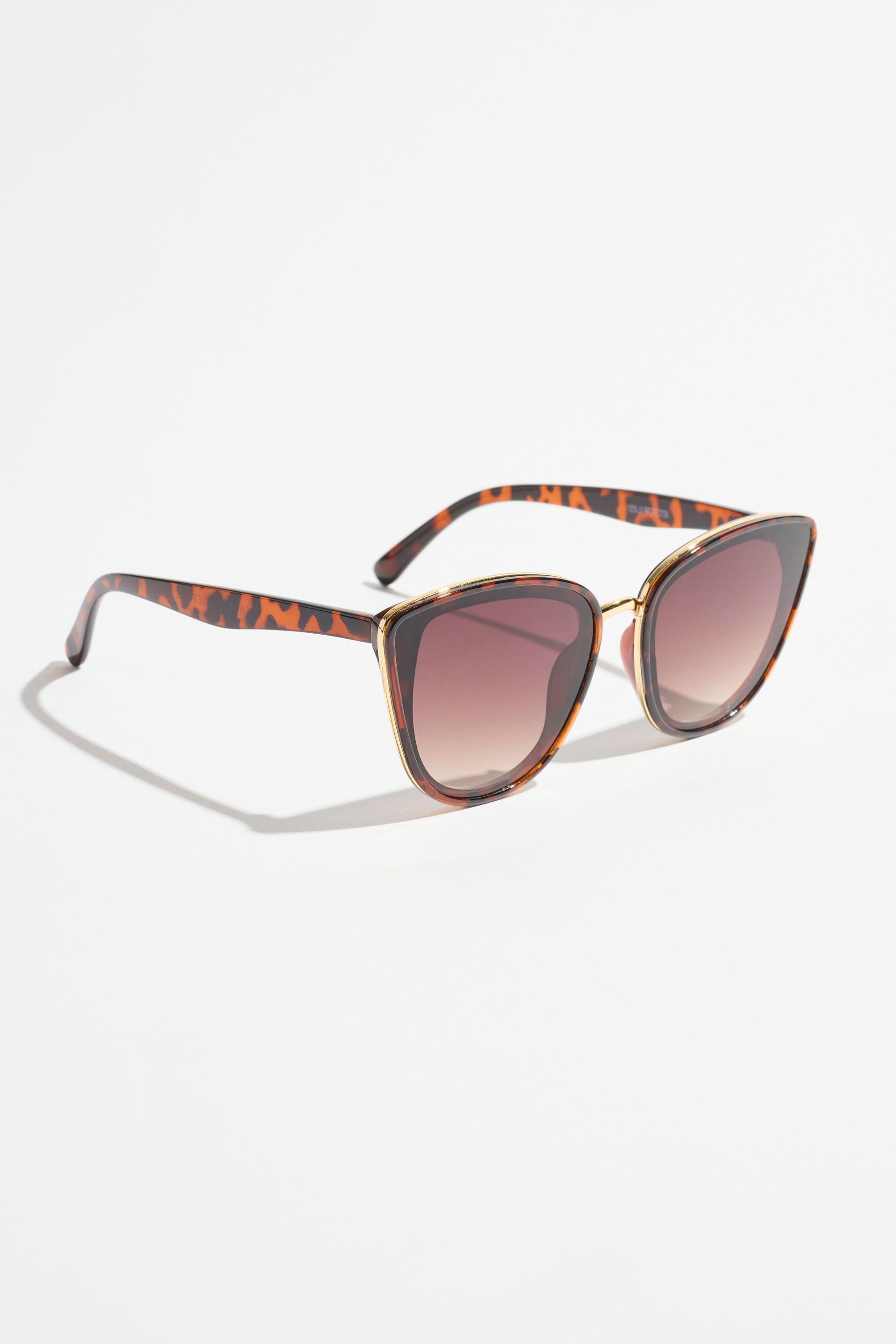 Slight Cat-Eye Sunglasses