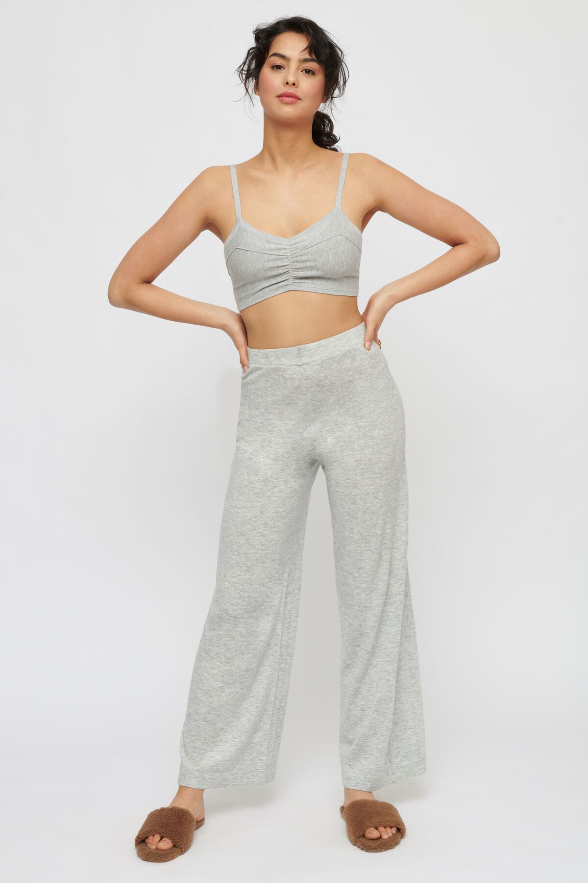 Dynamite Hylan Wide Leg Yarn Pants 10006526523O