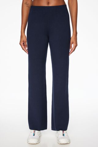 Straight Leg Stretch Pants – BARAMI