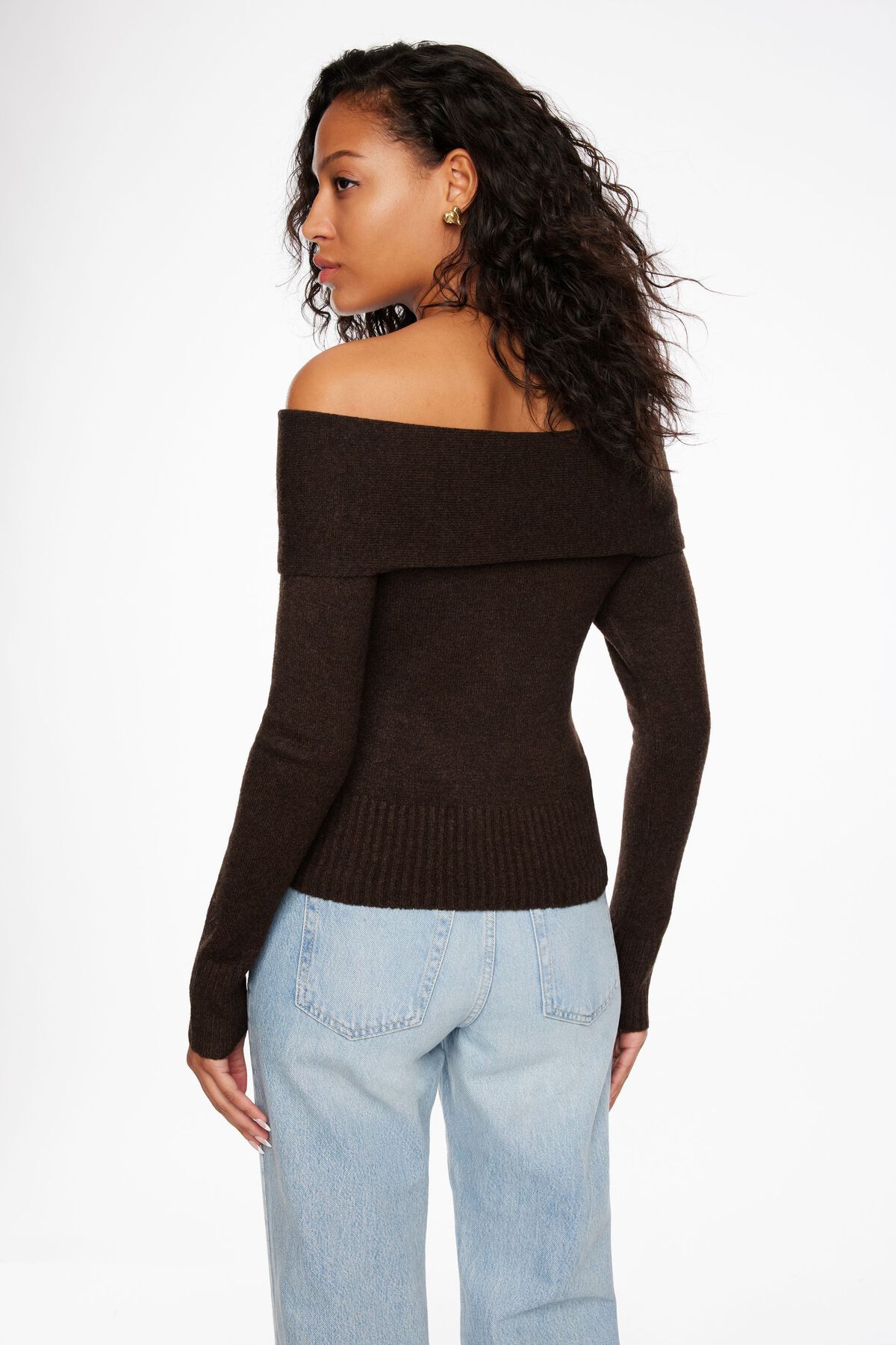 Brown Suede Leggings + Chunky Knitwear - The Charming Detroiter