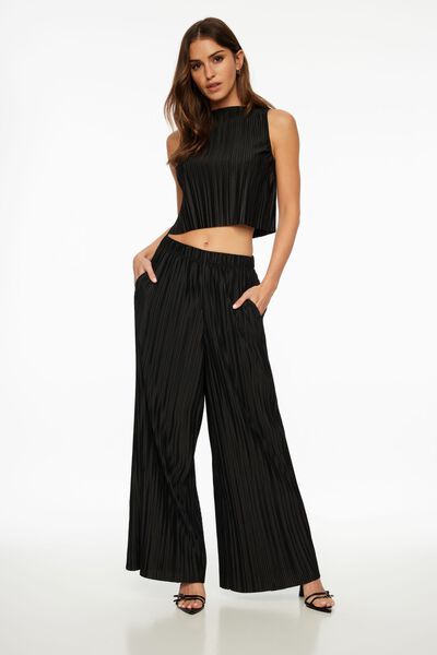 Pleated Wide Leg Trousers