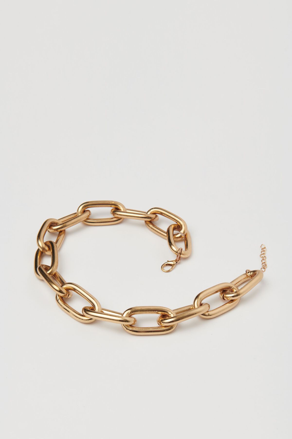 Dynamite Supersized Link Chain Necklace. 1