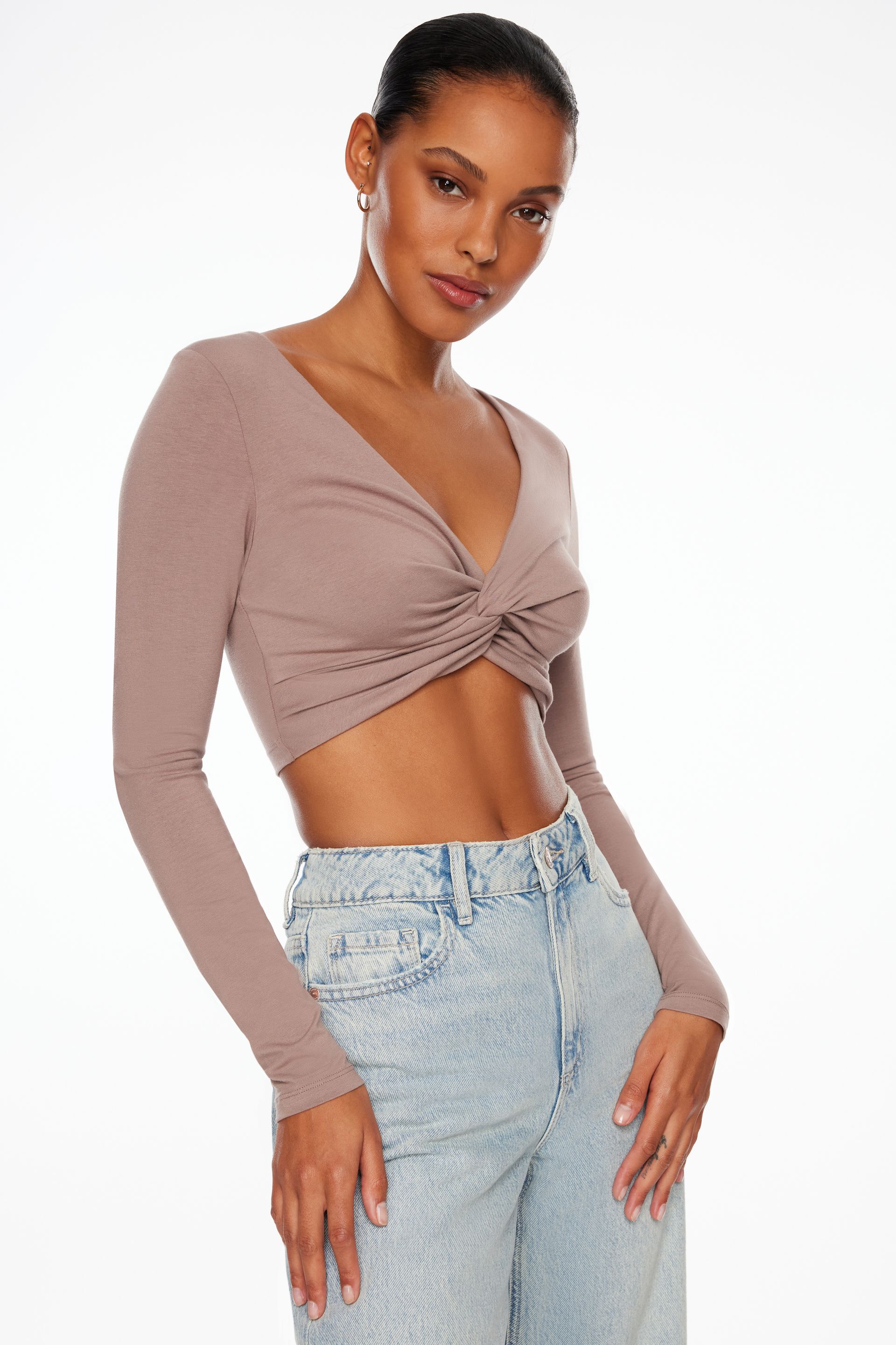 New Obsession Twist Front Crop Top - Taupe – Pineapple Lain Boutique