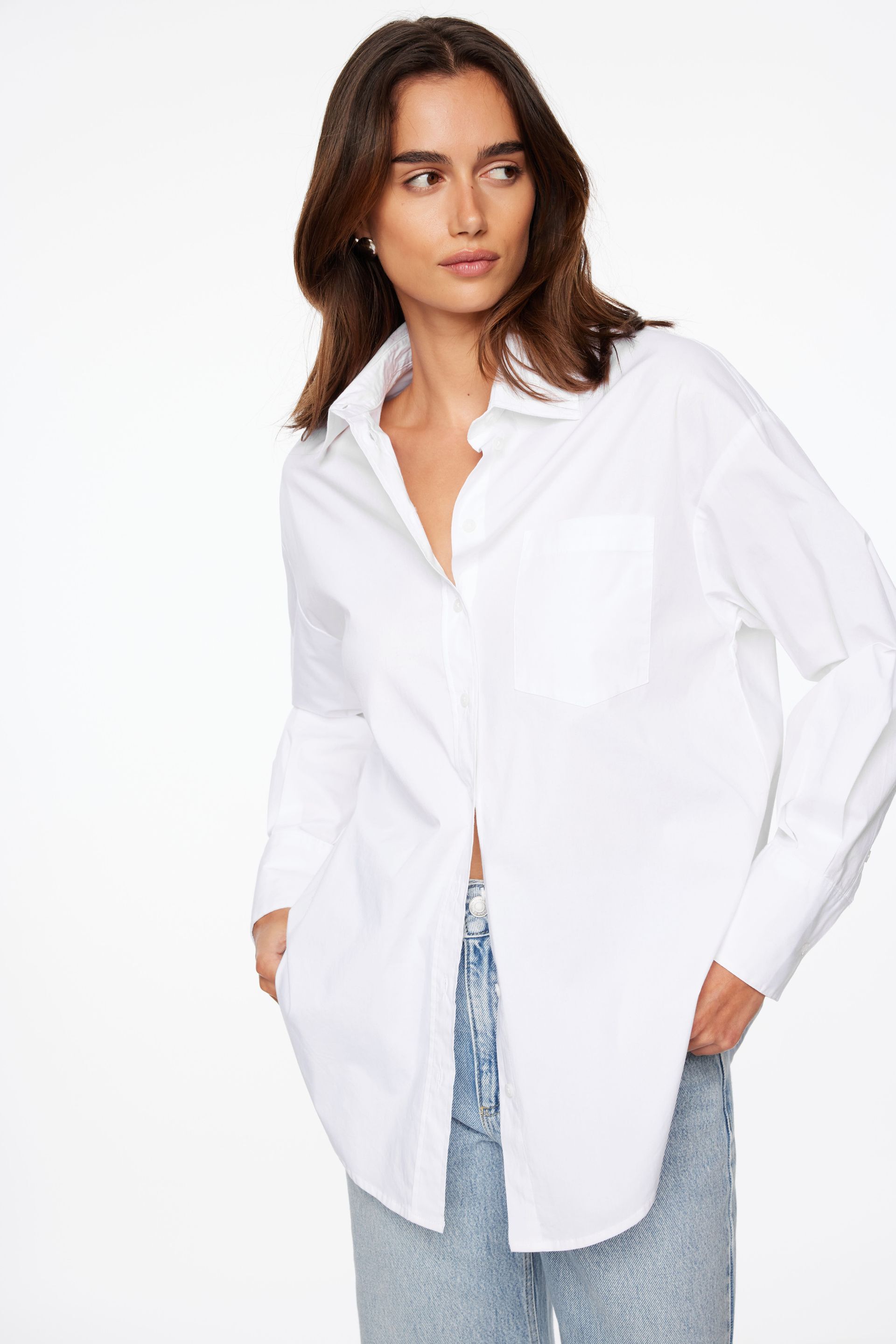 Frida Oversized Poplin Shirt White | Dynamite