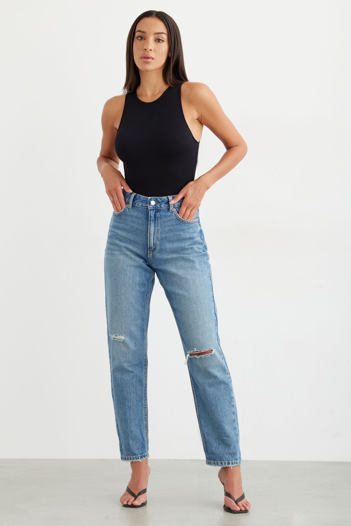 Claudia Distressed Mom Jeans | Dynamite