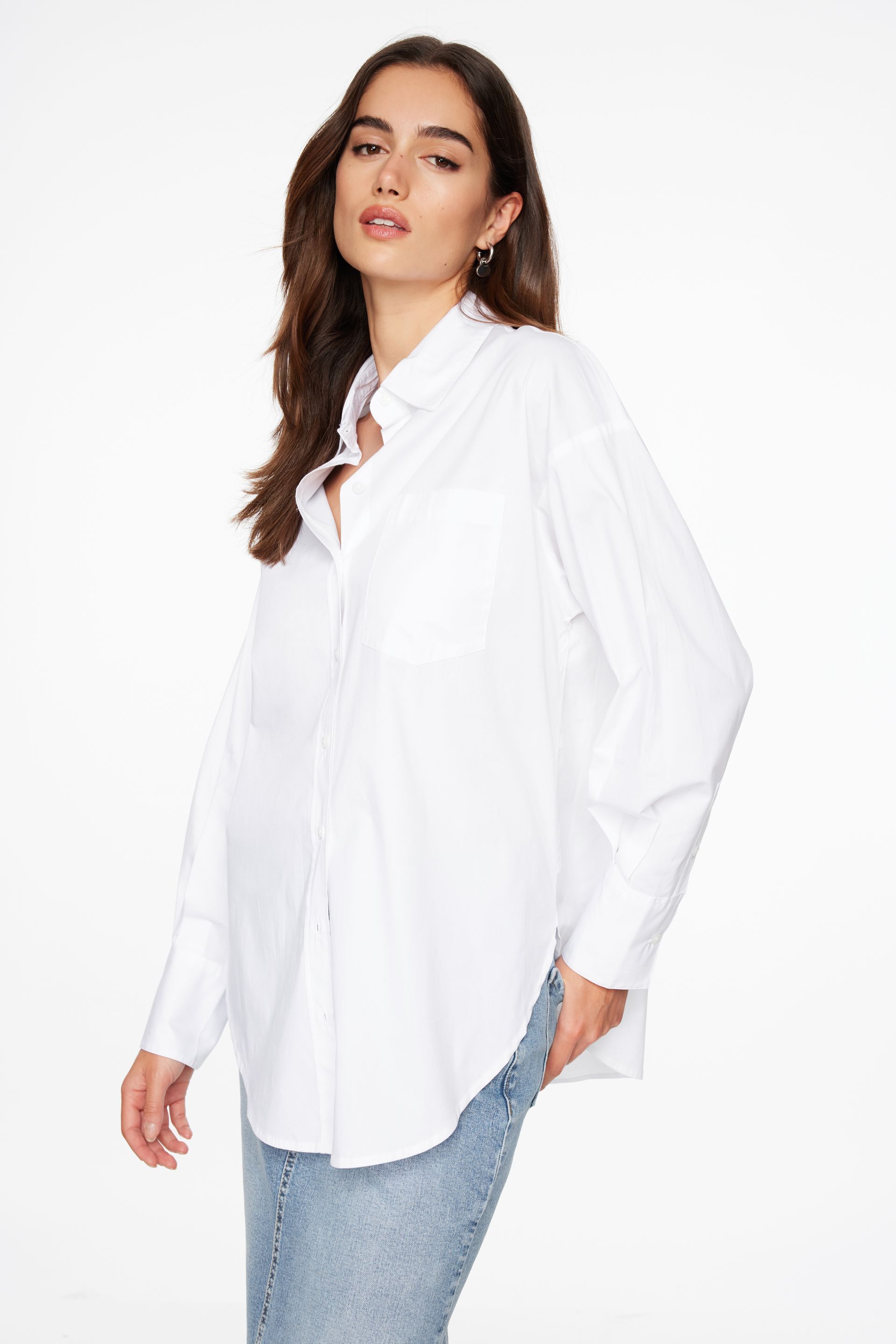 Frida Oversized Poplin Shirt White | Dynamite