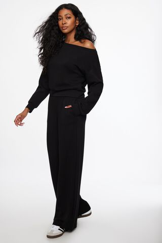  Tycorwd Women's Plus Size Two Piece Outfits Loungewear Sets  Summer Oversized Tshirts Long Sweatpants Sweatsuits Sets Black3 St-1XL :  Clothing, Shoes & Jewelry